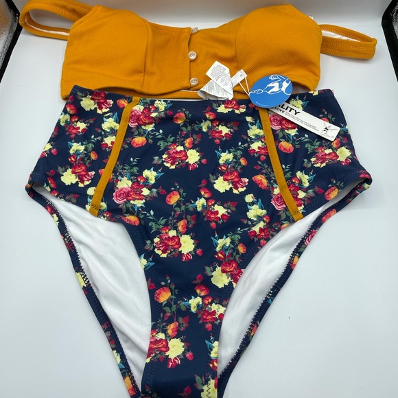 Cupshe Bikini NWT New Size Small - Picture 5 of 5